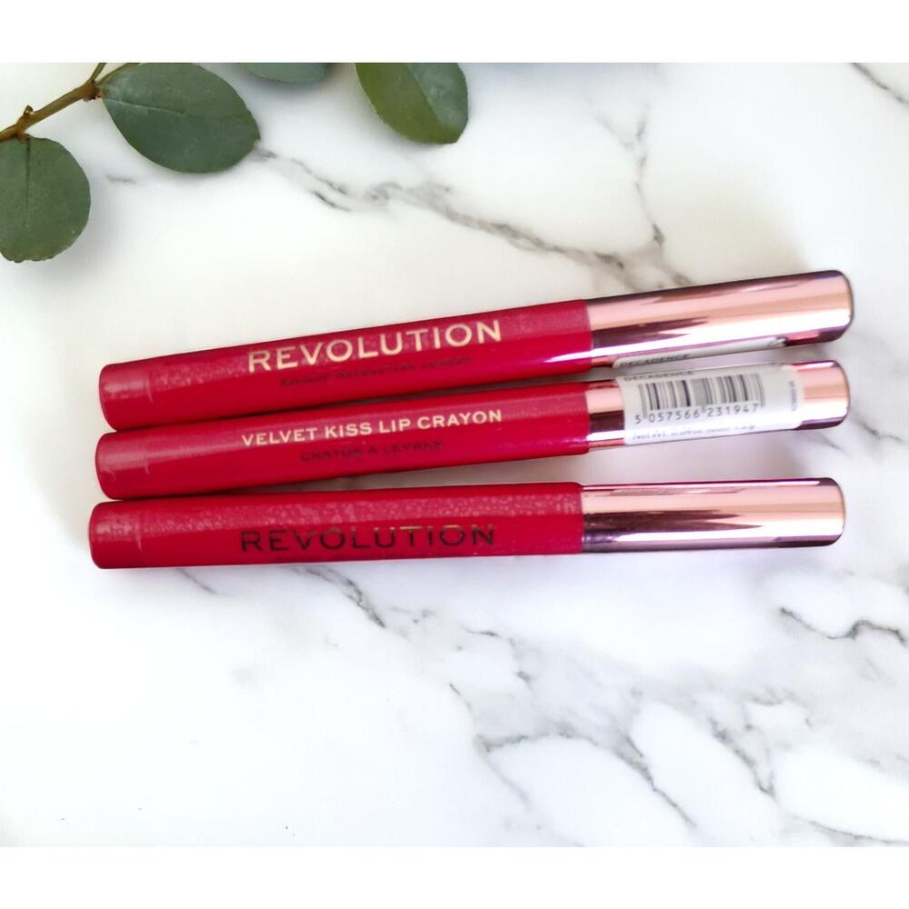 (3) Revolution Velvet Kiss Lip Crayons Color Decadence Cruelty Free Still in Box - Picture 4 of 4